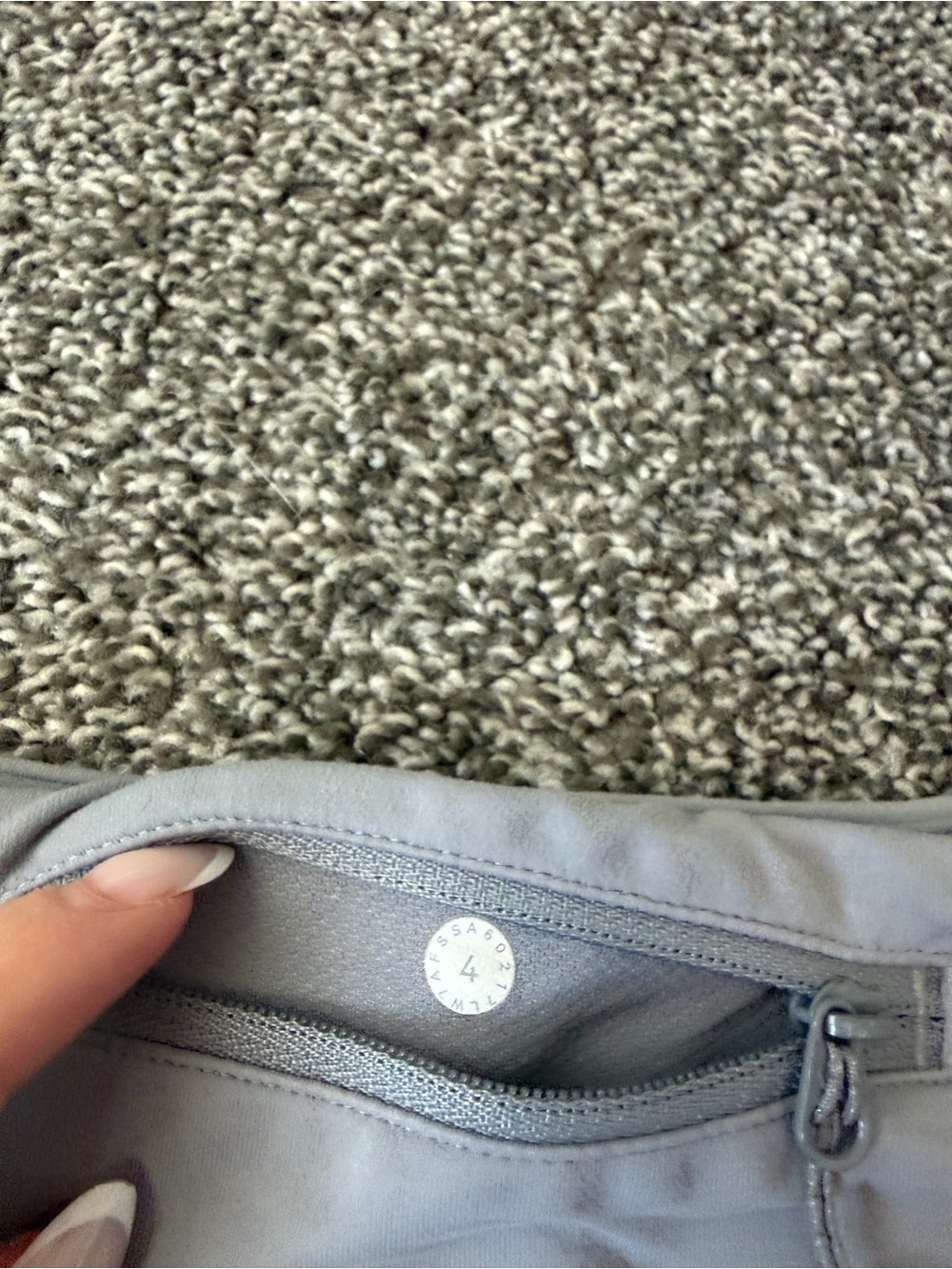 Lululemon Speed ups 2.5” - Picture 4 of 5